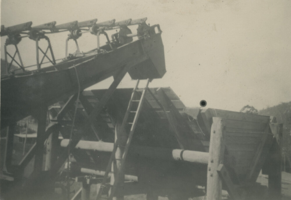 Sand washer, Somerset Dam construction