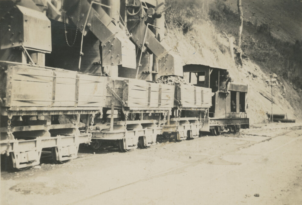 Crushed metal train, Somerset Dam construction