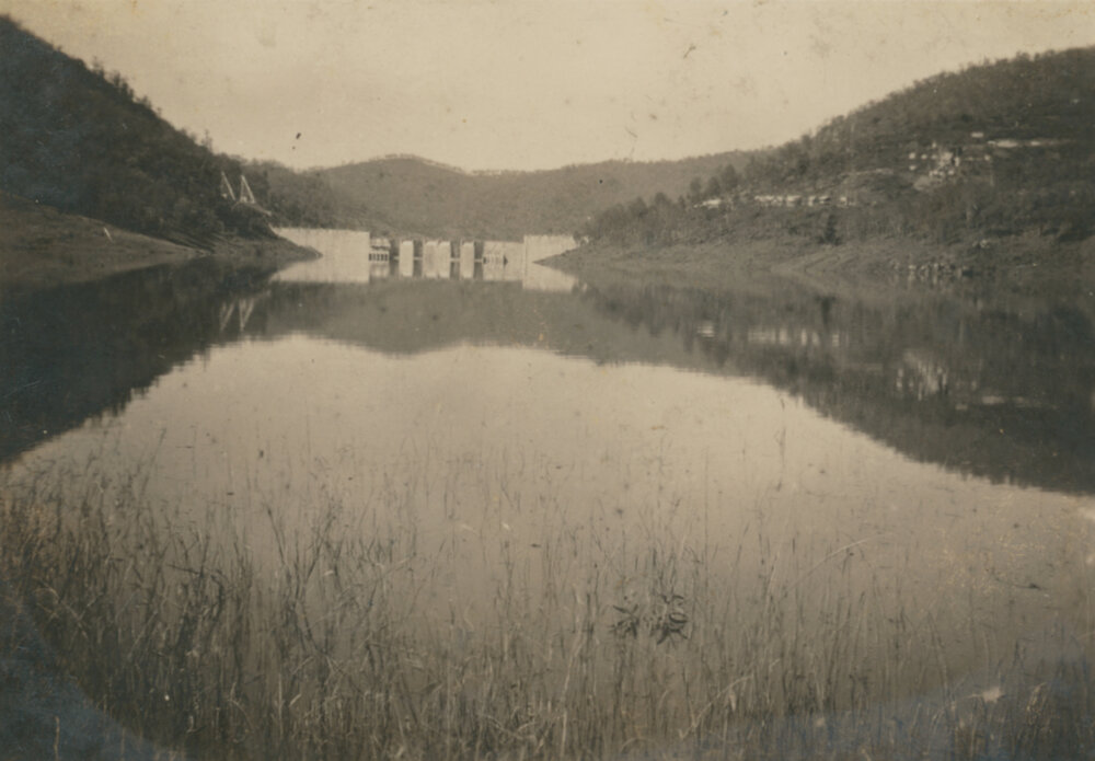 Lake filling,  Somerset Dam