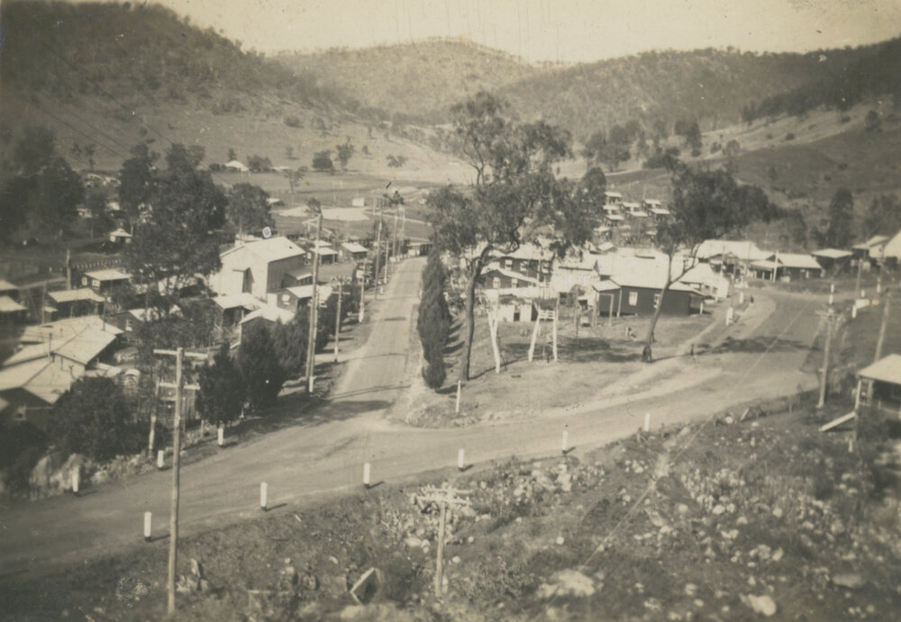 Lower end of  Somerset Dam town