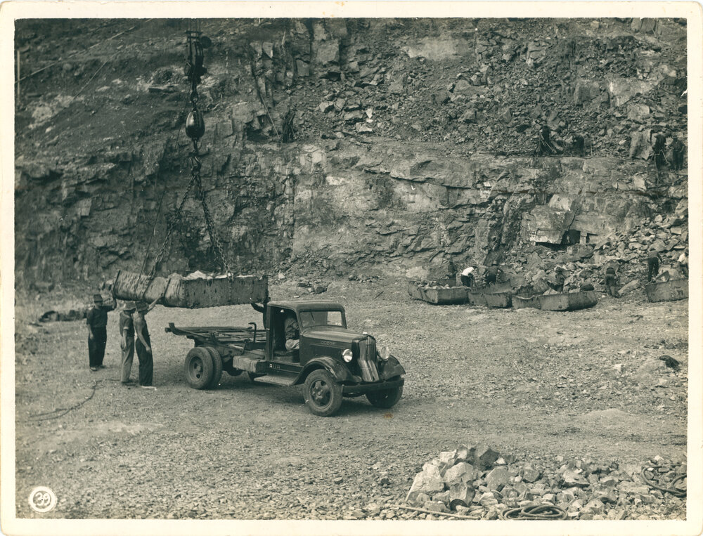 Foundation work for Somerset Dam