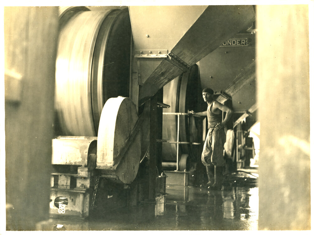 Interior of the rock crushing plant