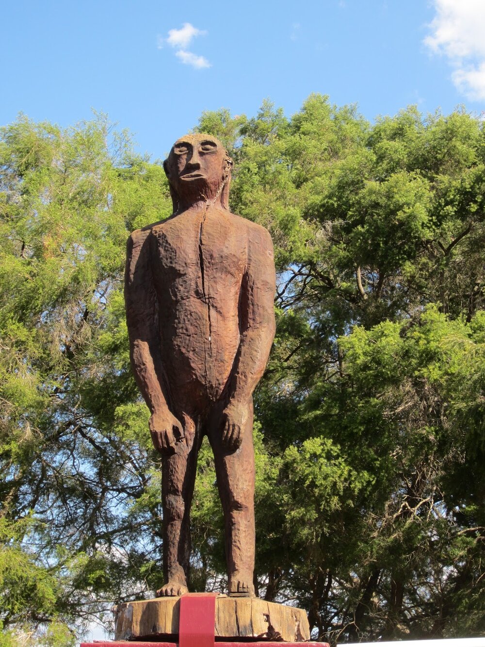 Statue of Yowie in Yowie Park