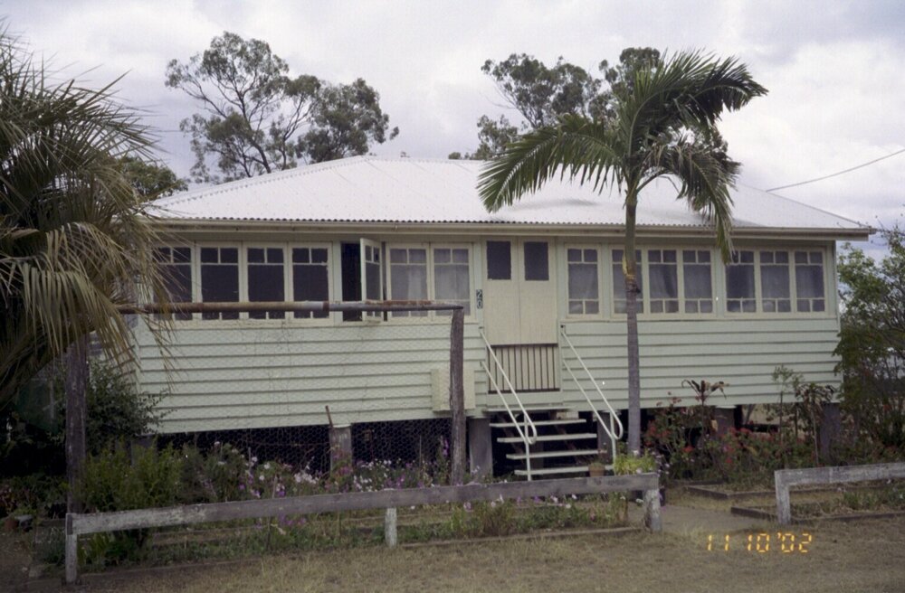 Linde house in Coominya, 2002
