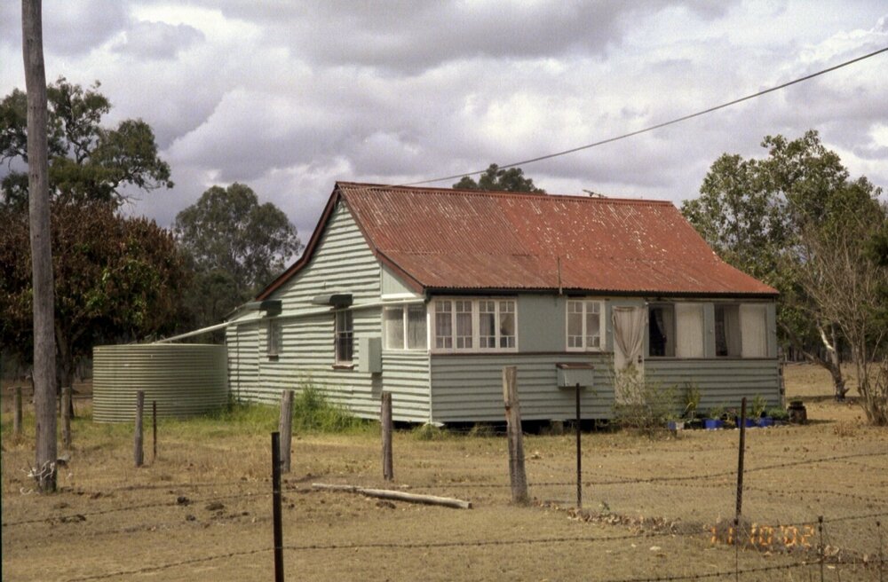 Brabats Mill cottage in Coominya, 2002