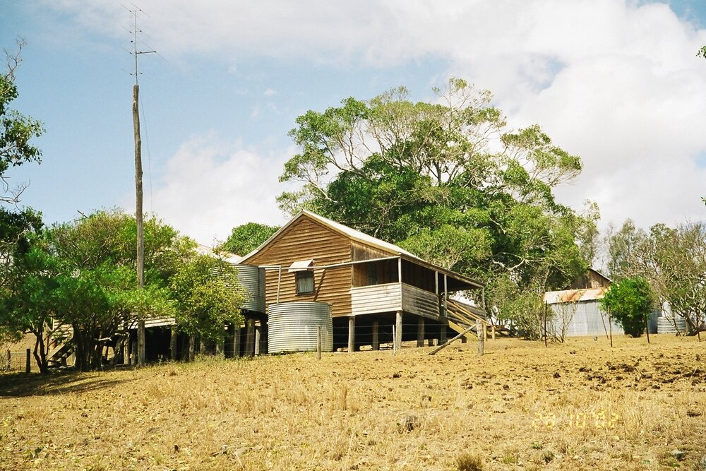 Farm buildings at Wolffs Lane, Mt Beppo, 2002