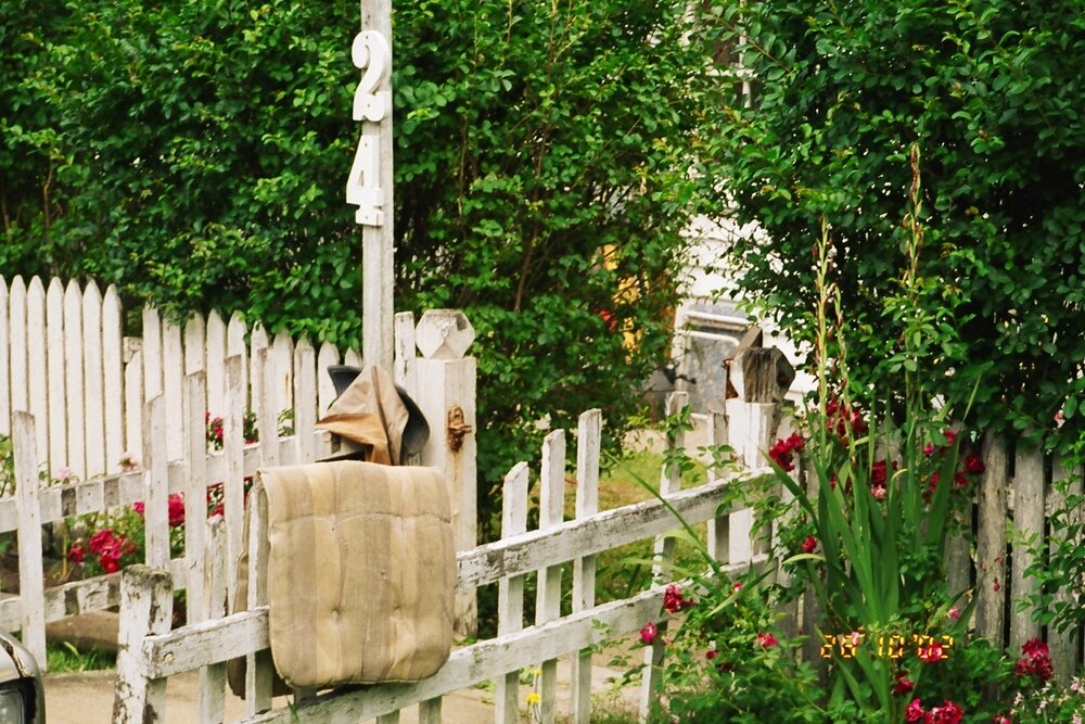 Hall (detail) at Somerset Dam, 2002