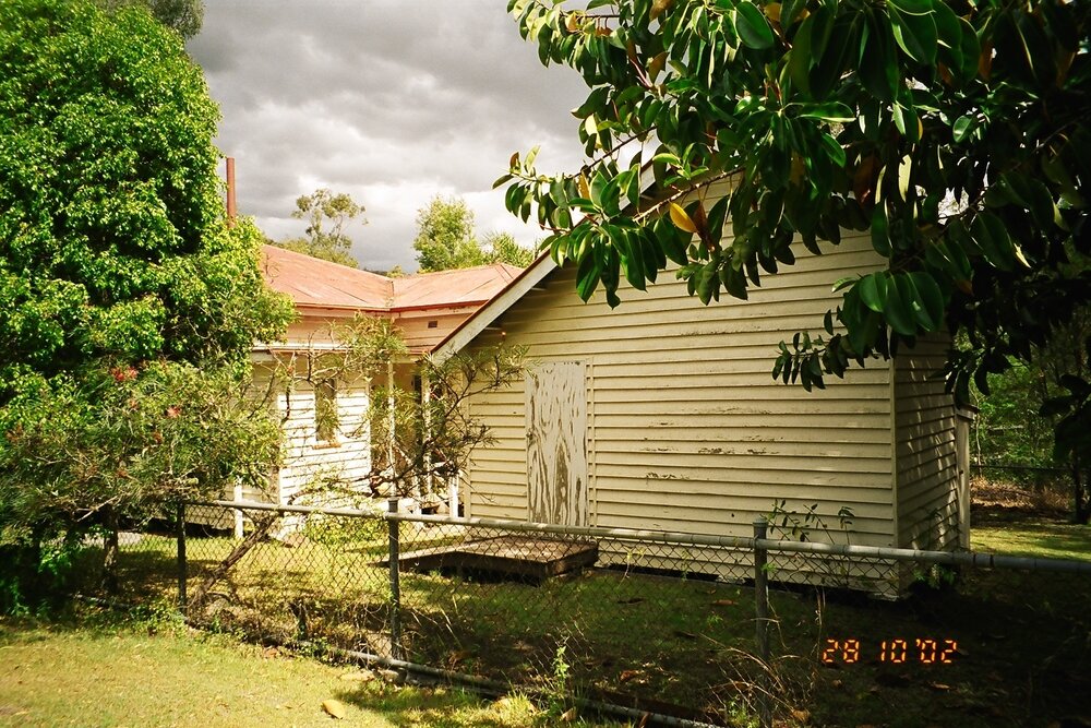 House (back detail) on George Street, Somerset Dam, 2002