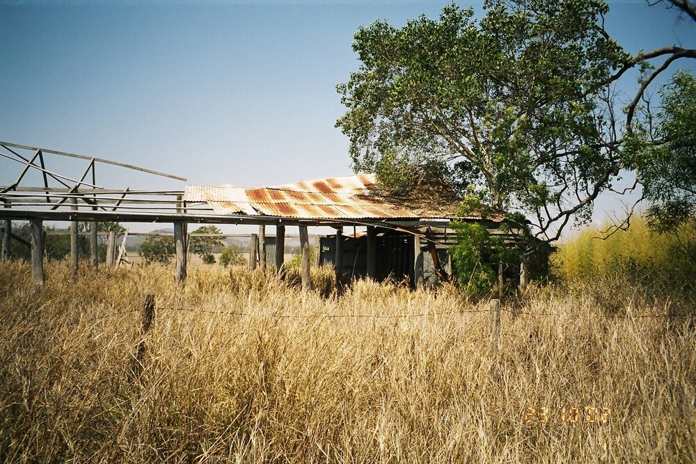Old farm buildings on Deletraz Road, Wivenhoe Pocket, 2002