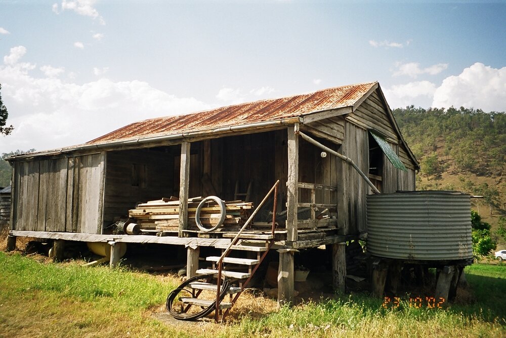 Farm building at 21 Coal Creek Road, 2002