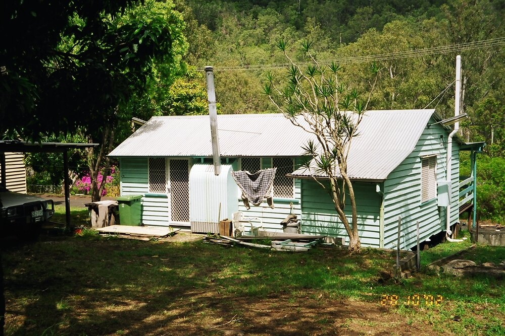 House at 2 Edward Street, Somerset Dam, 2002