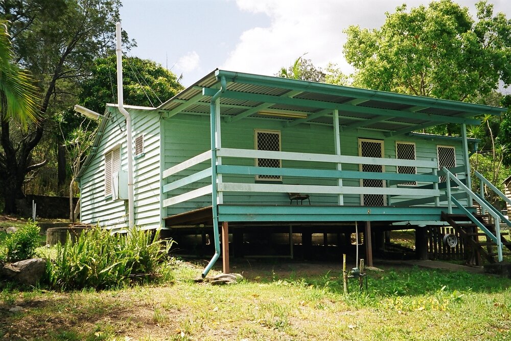 House at 2 Edward Street, Somerset Dam, 2002