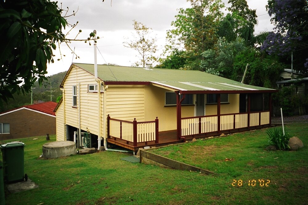 House at Second Avenue, Somerset Dam, 2002