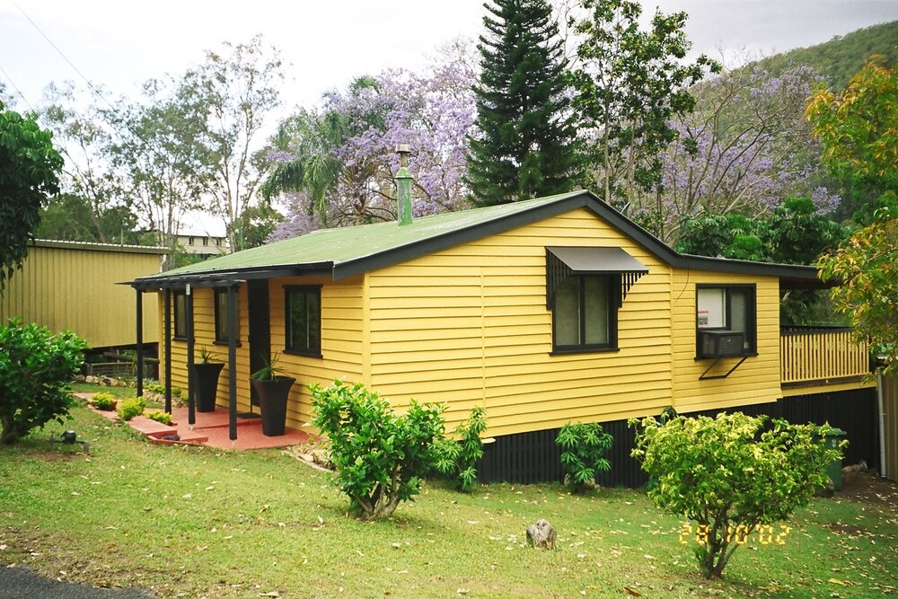 House on George and Rocky Street, Somerset Dam, 2002