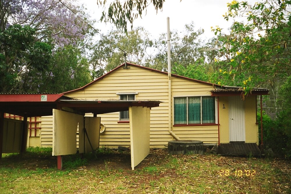 House on George Street, Somerset Dam, 2002