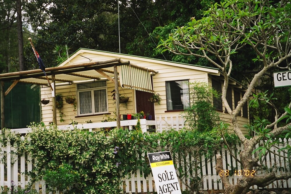 House on George and Rocky Street, Somerset Dam, 2002