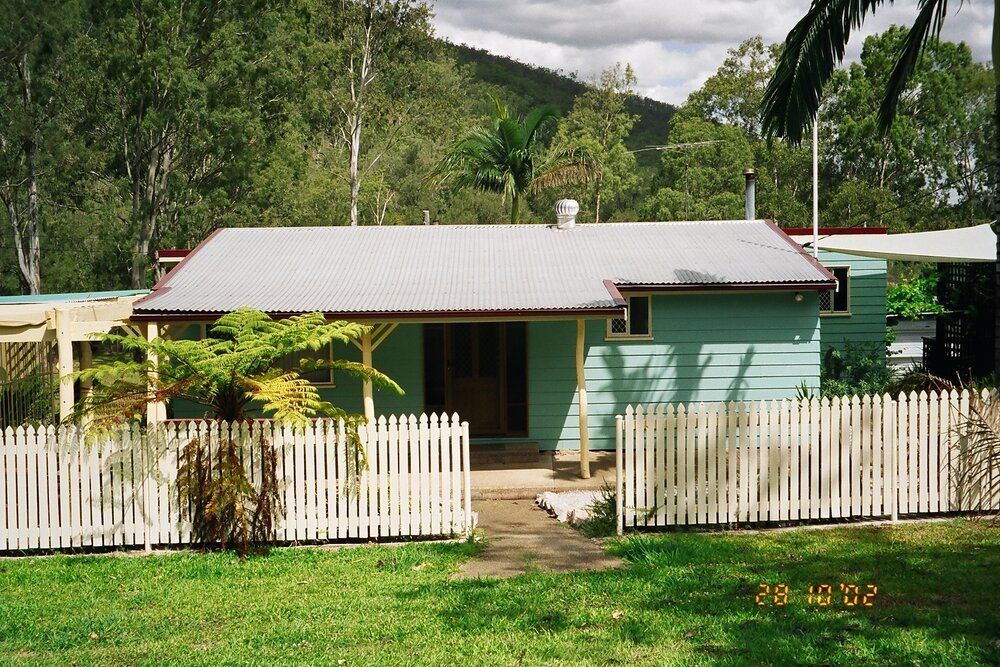 Cottage behind hall at Somerset Dam, 2002