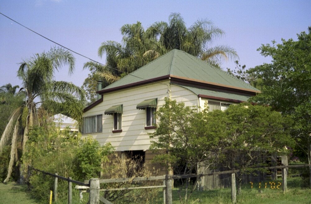 Unidentified house, Esk Shire Region, 2002