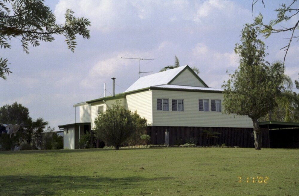 Unidentified house, Esk Shire region, 2002