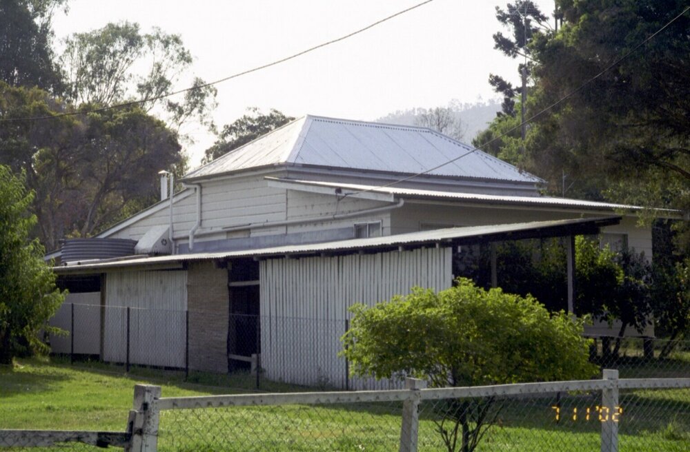 Unidentified house, Esk Shire region, 2002