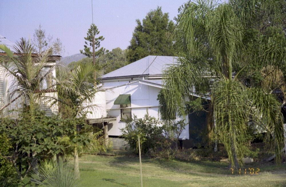 Unidentified house, Esk Shire region, 2002