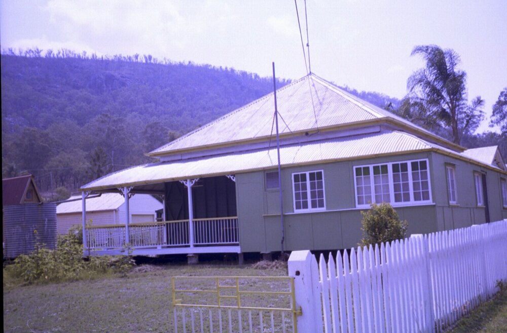 Unidentified house, Esk Shire region, 2002