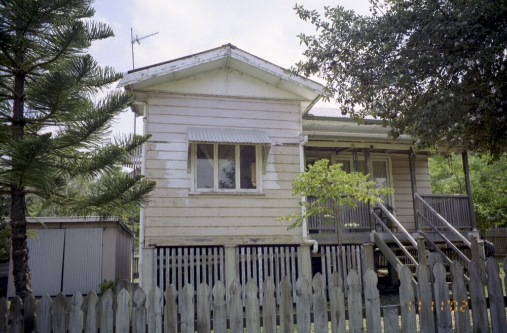 Unidentified house, Esk Shire region, 2002