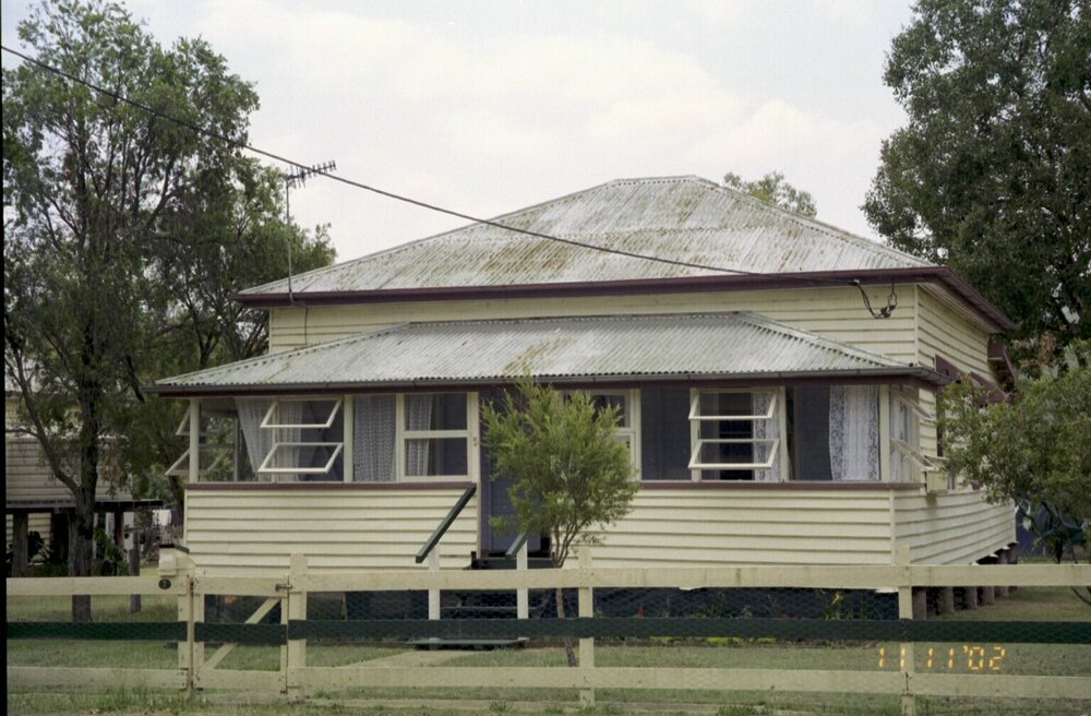 Unidentified house, Esk Shire Region, 2002