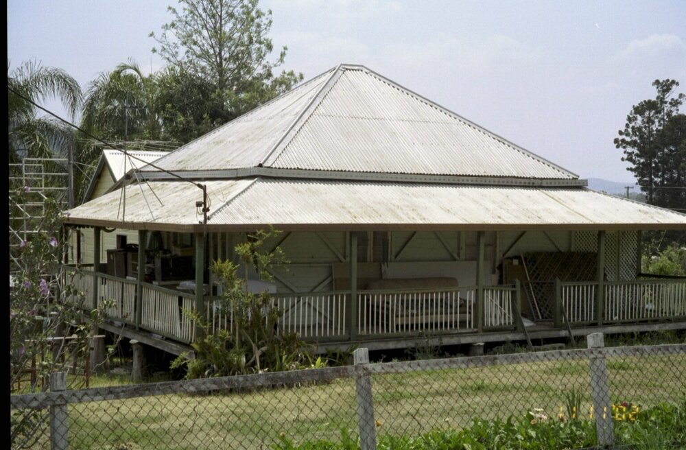Unidentified house, Esk Shire Region, 2002