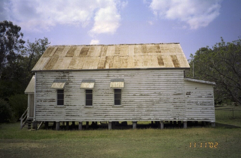 Unidentified building, Esk Shire Region, 2002