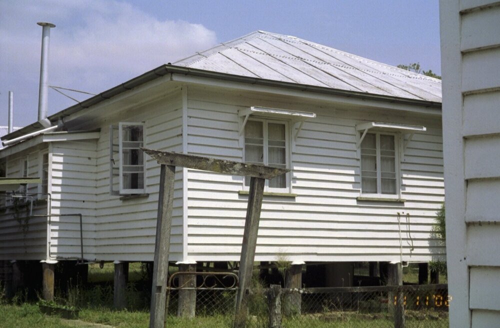 Unidentified house, Esk Shire Region, 2002