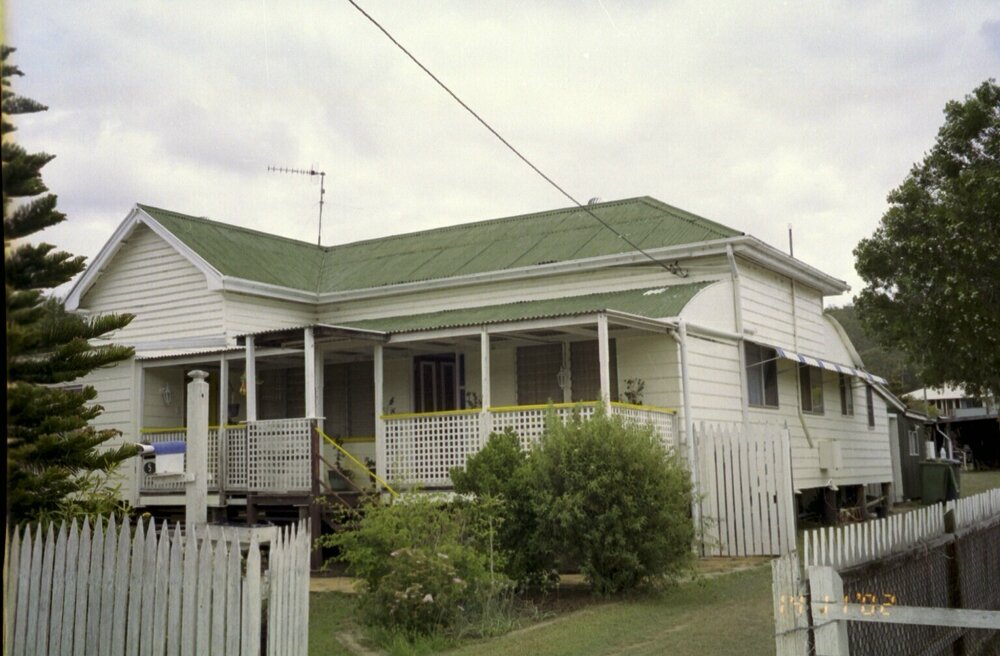 Unidentified house, Esk Shire Region, 2002