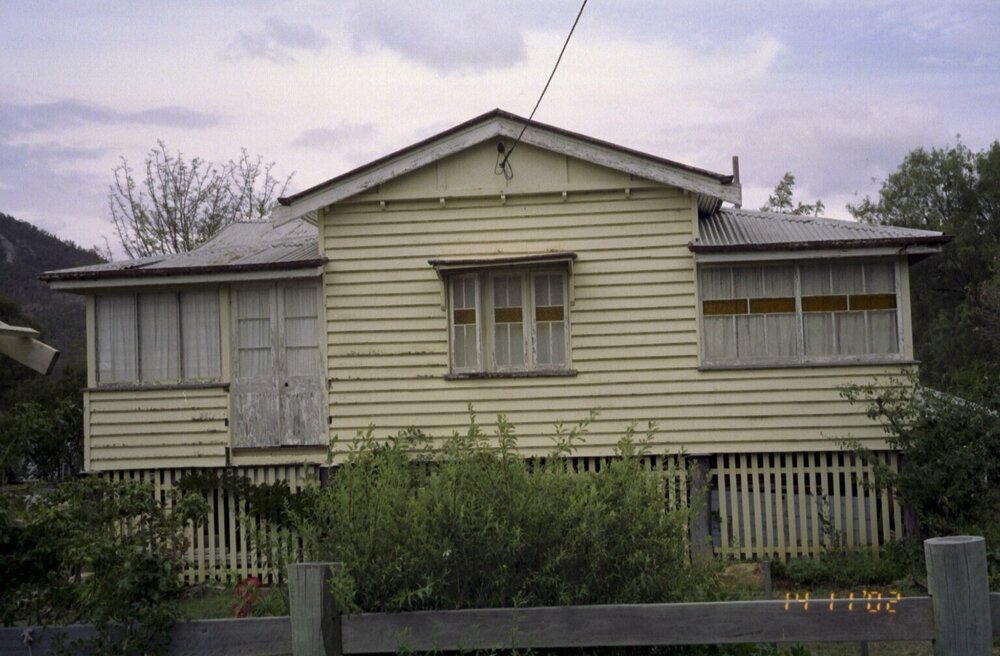 Unidentified house, Esk Shire Region, 2002