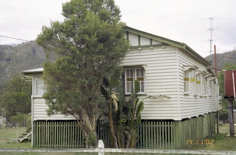 Unidentified house, Esk Shire Region, 2002