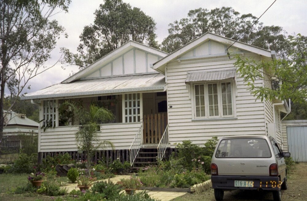 Unidentified house, Esk Shire Region, 2002