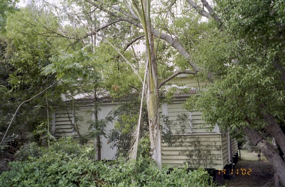 Unidentified building, Esk Shire Region, 2002