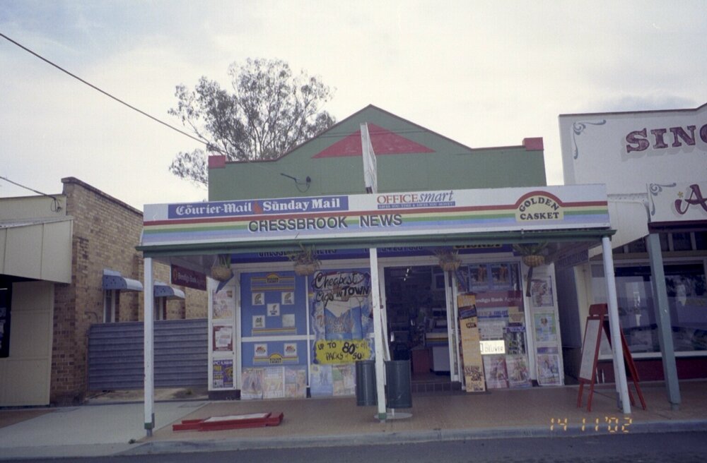 Unidentified building, Esk Shire Region, 2002