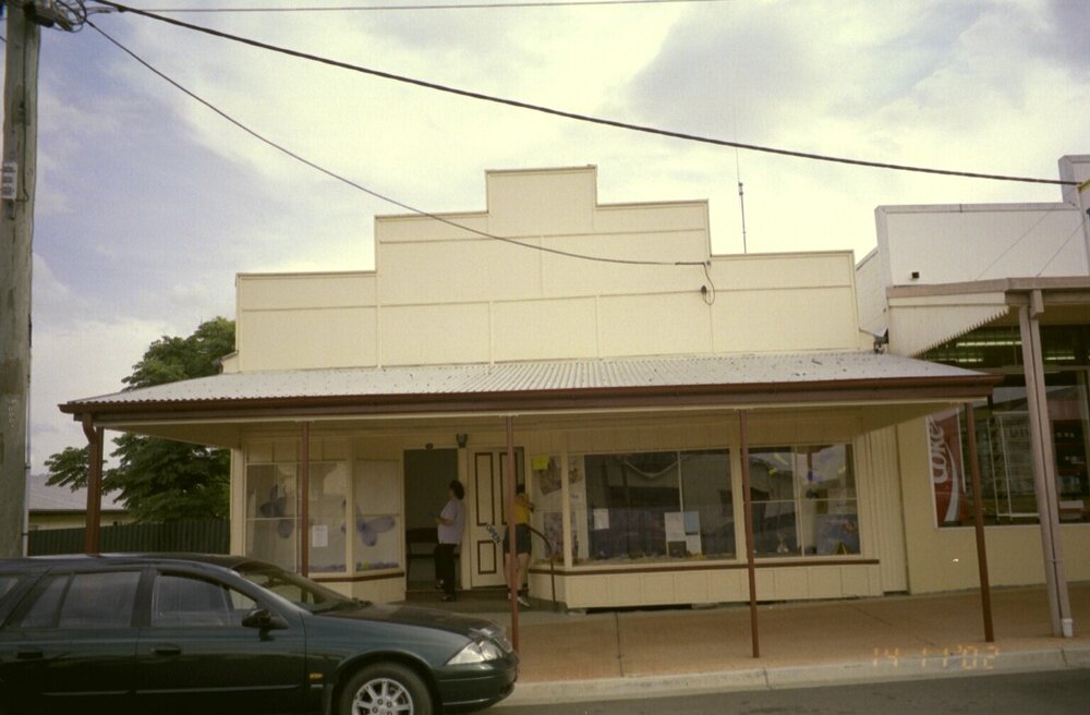 Unidentified building, Toogoolawah, 2002