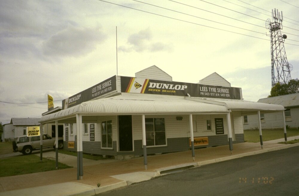 Lees Tyre service Dunlop, Toogoolawah, 2002