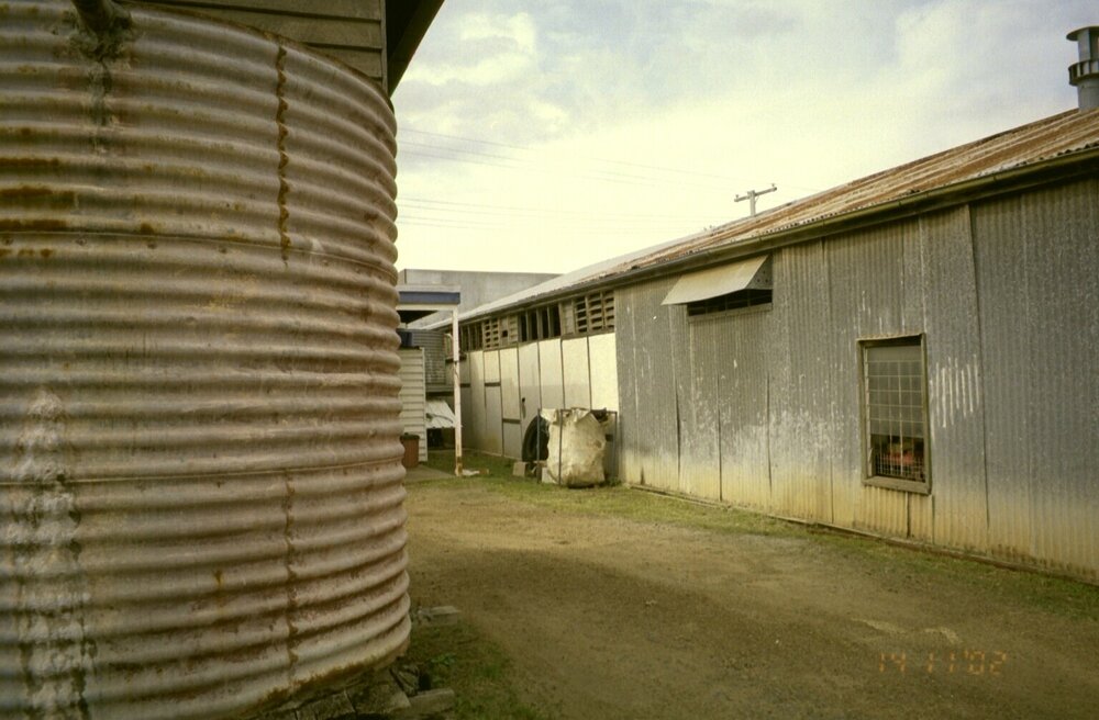 Unidentified building, Toogoolawah, 2002