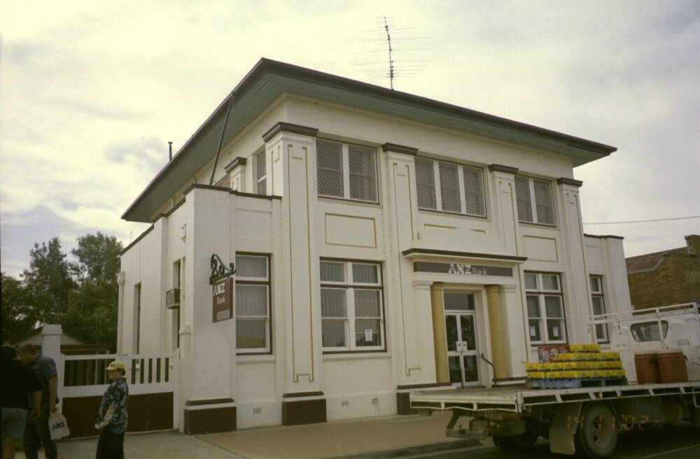 ANZ Bank building, Toogoolawah, 2002