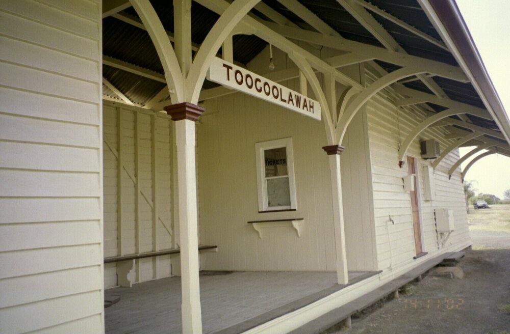 Toogoolawah Railway station, Toogoolawah, 2002