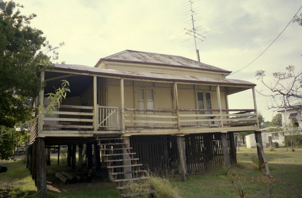 Unidentified house, Esk Shire Region, 2002