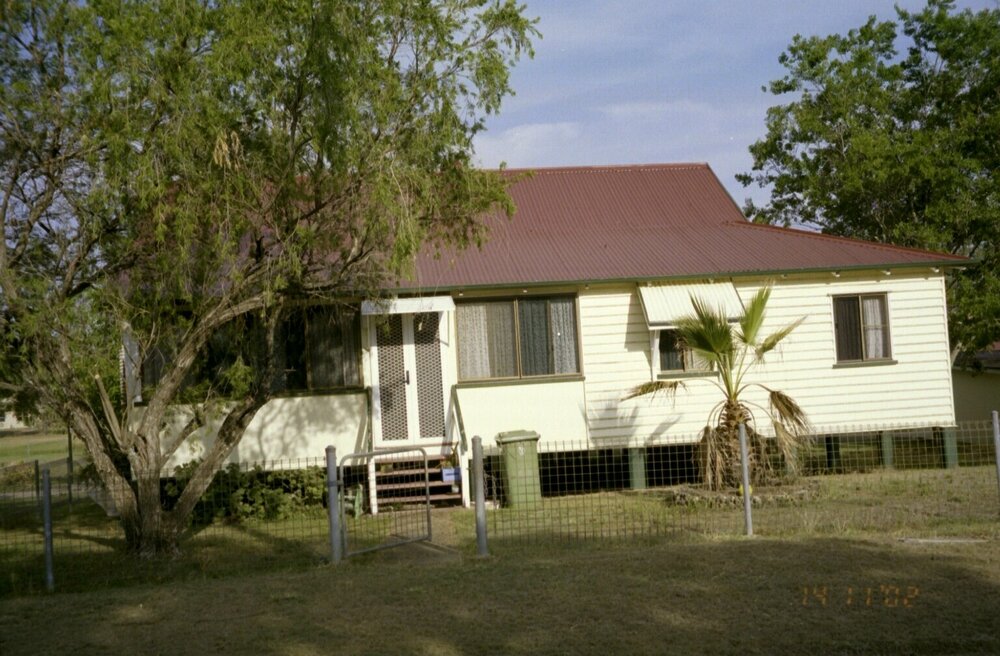 Unidentified house, Esk Shire Region, 2002