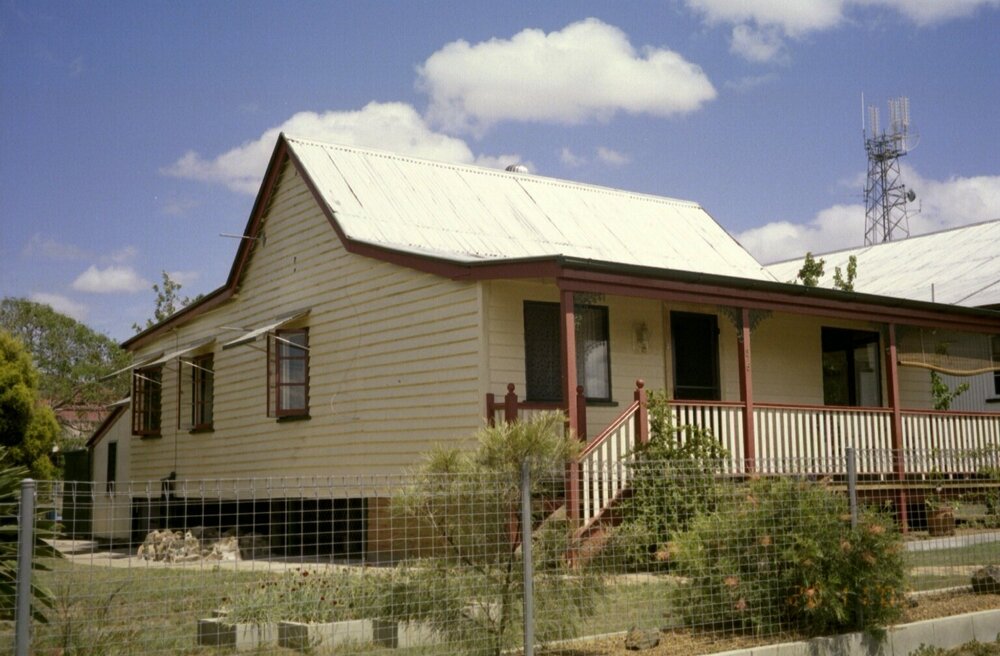 Unidentified house, Esk Shire Region, 2002