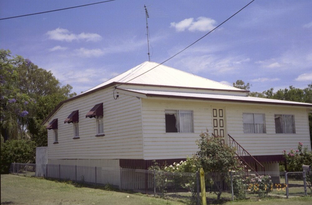 Unidentified house, Esk Shire Region, 2002