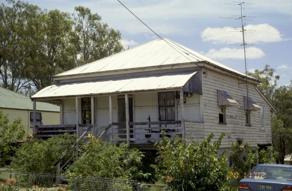 Unidentified house, Esk Shire Region, 2002