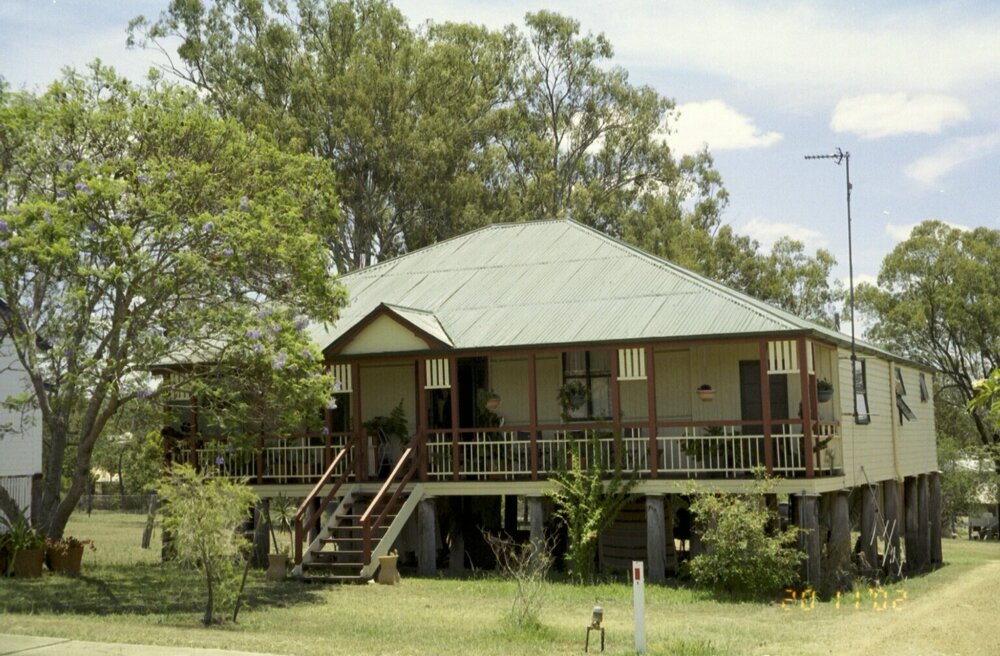 Unidentified house, Esk Shire Region, 2002