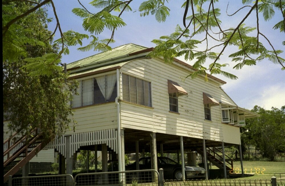 Unidentified house, Esk Shire Region, 2002
