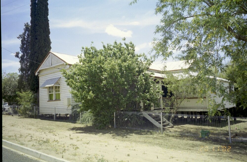 Unidentified house, Esk Shire Region, 2002